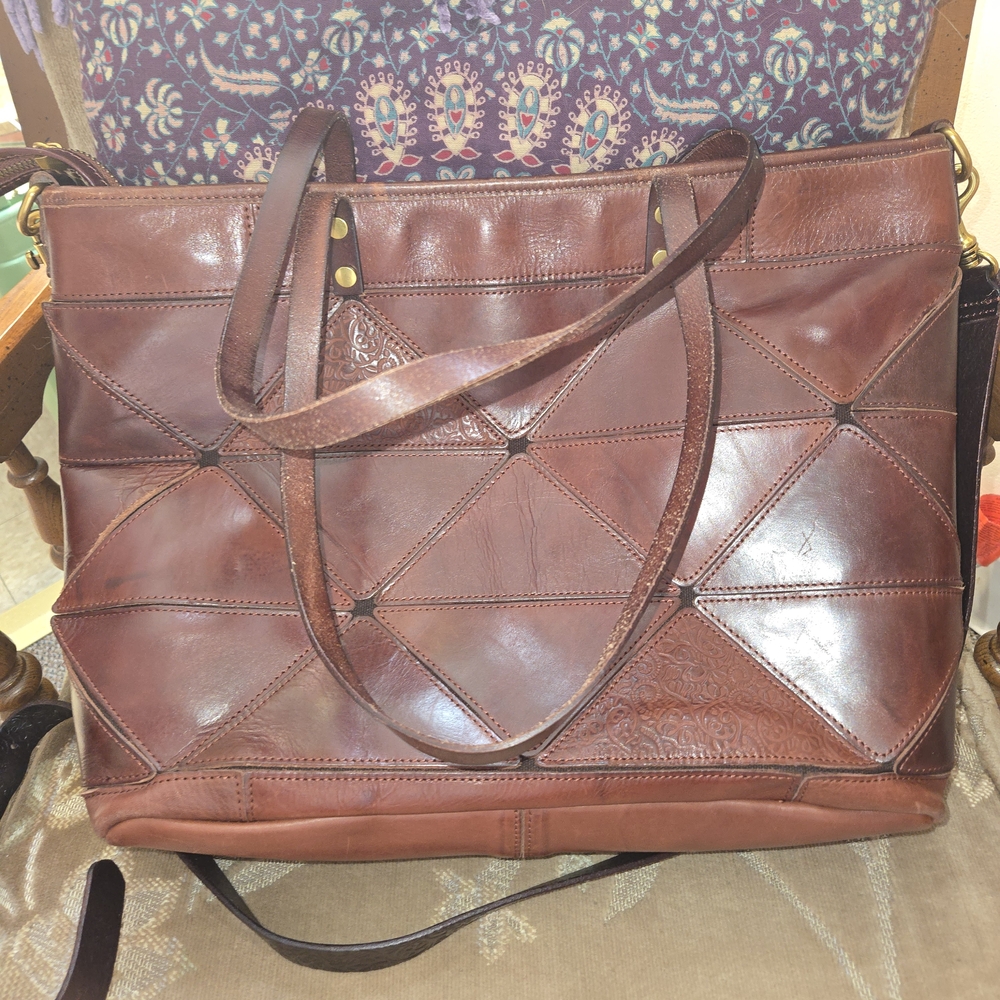 Old Trend Brown Leather Prism Tote With Missing Stud Rivet GUC - Picture 12 of 16